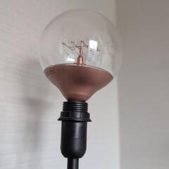 IKEA スタンドライトの画像