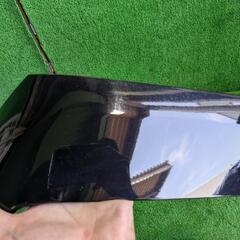 右スライドレールカバーの画像