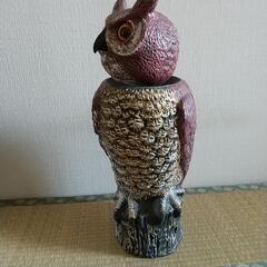 鳥よけフクロウの画像