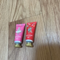 新品✨ミニミニハンドクリーム2個