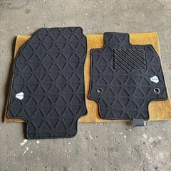 トヨタRAV4純正フロアマット【新品・未使用】