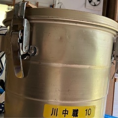 給食用保温アルミ製バケツ10lの画像