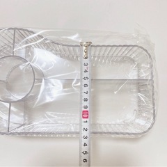化粧品収納ボックス 透明 アクリルスタンド 卓上収納ボックス 小物入れ 卓上収納 浴室 化粧台 洗面台収納ケース コスメボックスの画像