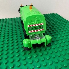 ヨーロッパブランドLENA 車おもちゃ（大）