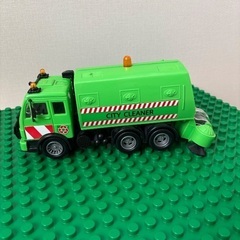 ヨーロッパの 車おもちゃ（大）の画像