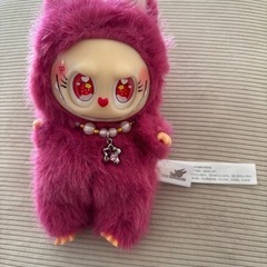 郵送可★LABUBU ラブブ いちご マスコットキーホルダーの画像