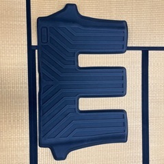 フリード専用ラゲッジマッドの画像