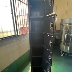 6人用ロッカー