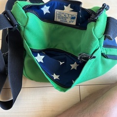バッグ30cmコンパクトなバッグの画像