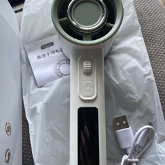 USB充電手持ち扇風機　ハンディーファンの画像