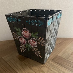 ハンドメイドペイント　鉢カバー　小物入れ　チリ箱