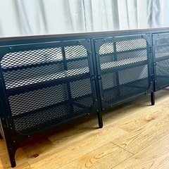 【おしゃれ＆実用的】IKEA テレビ台／ローボード　