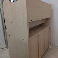 本棚 子供用見せる棚の画像