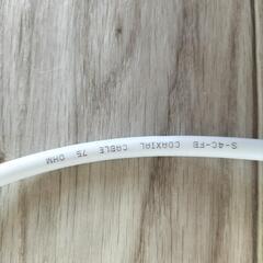 地上波テレビチューナー線の画像