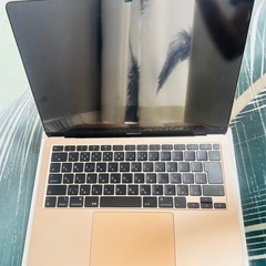 美品✨Apple MacBook Air 2020の画像