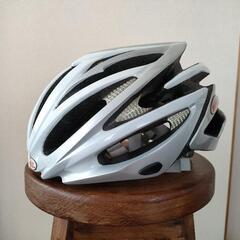 BELLヘルメット　Lサイズ　58〜63cm 360g