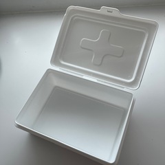 美品✨ホワイト 蓋付き 小物入れの画像