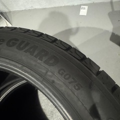 スタッドレスタイヤ　305/40r20 1本のみの画像