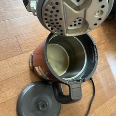 電気ケトルの画像