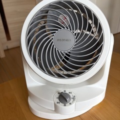 アイリスオーヤマ サーキュレーター PCF-HD15-W