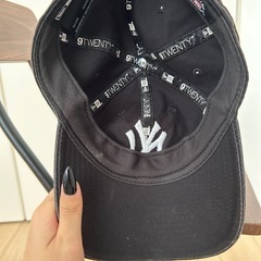 New Era NY キャップの画像