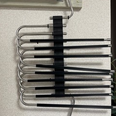 ズボンハンガーの画像