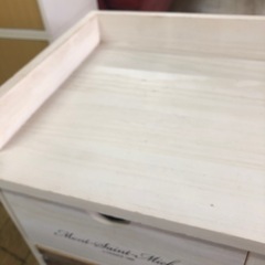 カントリー調　テレビ台の画像