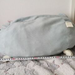 丸っこい猫クッション/ぬいぐるみ (約40cm)の画像