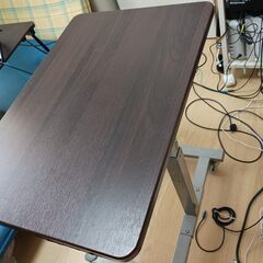 デスク／サイドテーブル　昇降式