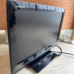 SHARP AQUOS テレビ19型　の画像