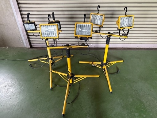 ハロゲン投光器