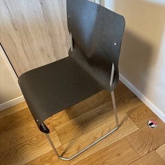 オシャレなイス
の画像