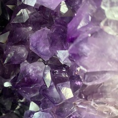 会員様限定 お買い得商品 アメジストドーム天然石紫水晶鉱物鑑賞石希少 沢の (ダイリク) 置物