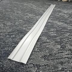 【端材】ドレンライン因幡電工幅約5.5cm/長さ約92cmの画像