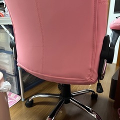 椅子　ピンクの画像