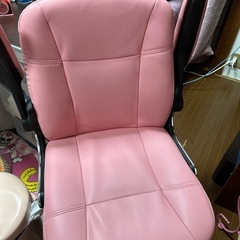 椅子　ピンクの画像