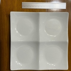 食器の画像