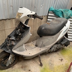 車体　アドレスv125g