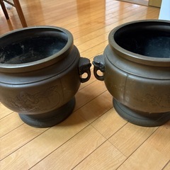 火鉢　金属製の画像