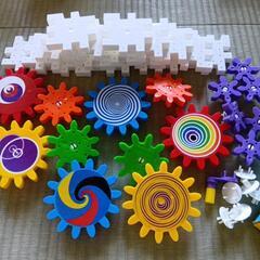 ボーネルンド　知育玩具　ブロック＆ギアセットの画像