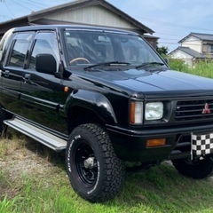 希少　三菱　ストラーダ　ピックアップ