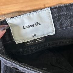 H&M メンズ Loose Fit デニムの画像