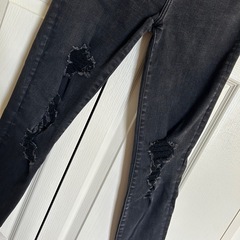 Abercrombie & Fitch ダメージスキニーデニムの画像