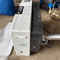 2016年 コロナ FFファンヒーター FF-WG4016Y　の画像