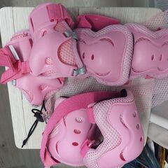 子供用自転車ヘルメット＆サポーターの画像