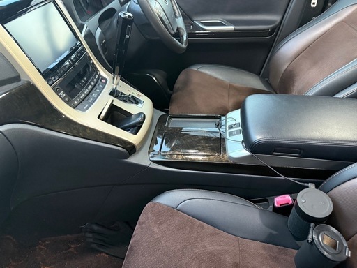 20アルファード後期 HV大型コンソール