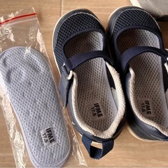 スニーカー　上履き　17.5cmの画像