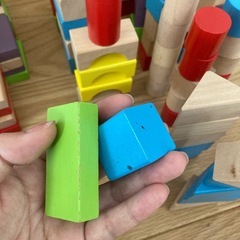 木製積み木150ピースの画像