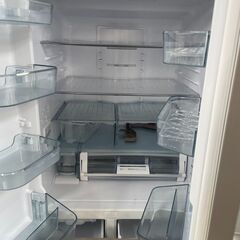 リサイクルショップどりーむ荒田店　No3628 冷蔵庫　大型　６ドア　日立　２０１７年製　４７５L　自動製氷機能付き♪　R-XG４８００Hの画像