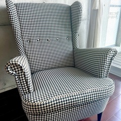 IKEA ストランドモン　1人がけソファとオットマンのセットの画像